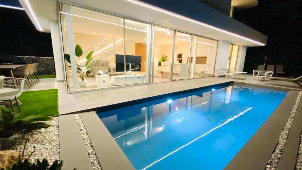 Luxury Villa - New Building With Panoramic Sea View Costa Adeje  ภายนอก รูปภาพ